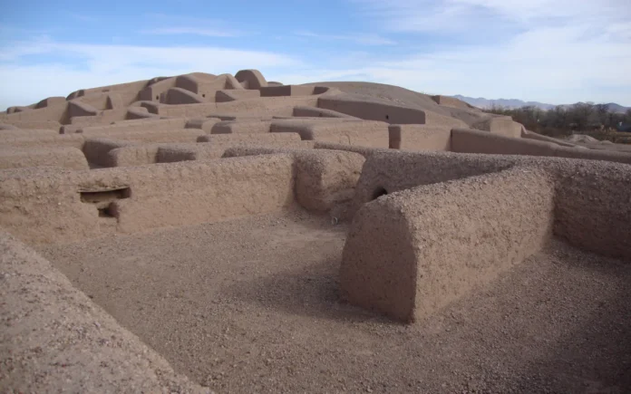 Zona arqueológica de Paquimé, Casas Grandes, Chihuahua Construcciones de adobe en la zona arqueológica de Paquimé, Casas Grandes, Chihuahua